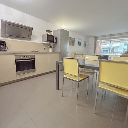 Appartement Centrale A 100 M Des Plages Rue De Provence Saint-Raphaël 外观 照片